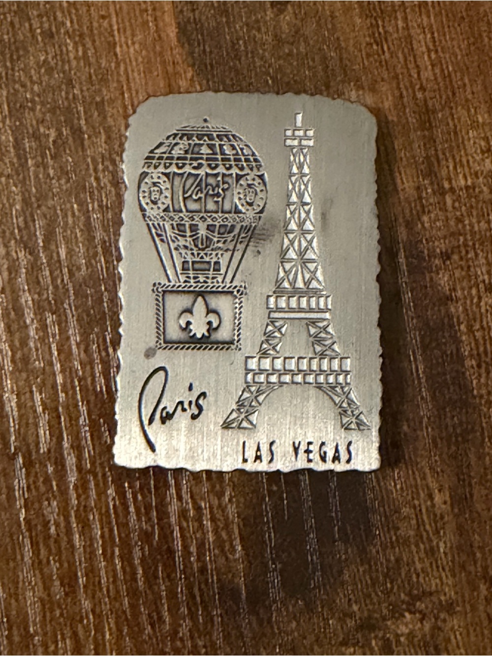 Paris Las Vegas Eiffel Tower Hot Air Balloon Metal Magnet Vintage Casino Resort